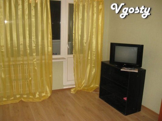 3 komn.kv.na Zaperevalnoy - Apartments for daily rent from owners - Vgosty