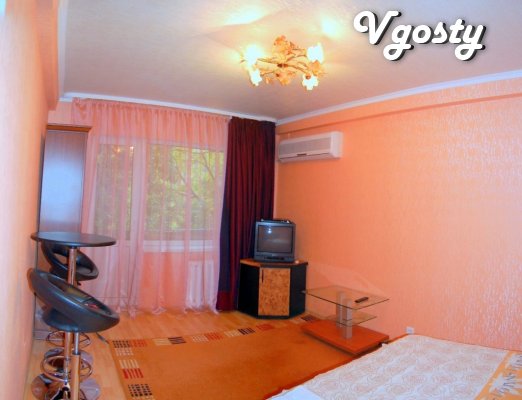 Next to the stadium "Donbass-Arena ' - Apartments for daily rent from owners - Vgosty