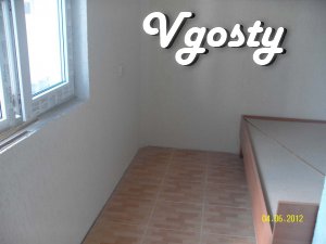 Up to 2 (3) chelovek.v Evpatoria on the street. Revolution 23 - Apartments for daily rent from owners - Vgosty