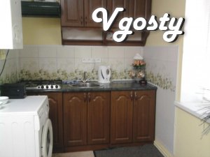 3-storey house in the city center 350 UAH. - Apartments for daily rent from owners - Vgosty