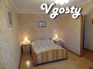 ПОДОБОВО квартира-люкс в ЦЕНТРІ - Квартири подобово без посередників - Vgosty