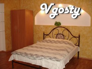 Подобова оренда 2 кім. кв. в Луганську - Квартири подобово без посередників - Vgosty
