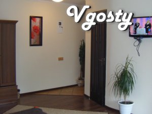 The apartment is centrally located, modern kvartiras - Apartments for daily rent from owners - Vgosty