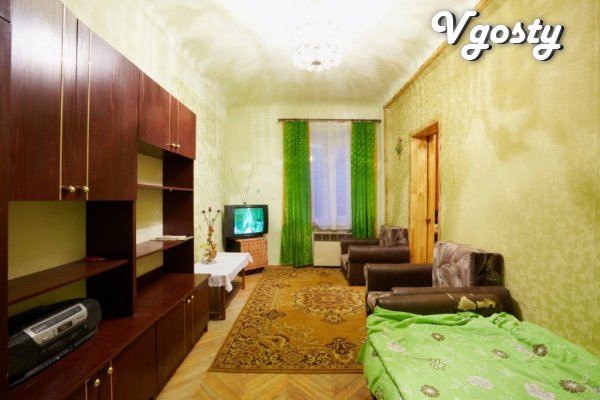 4-bedded housekeeper 4 minutes to the Opera - Apartments for daily rent from owners - Vgosty