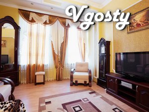 Затишна квартира VIP класу для солідних людей, находітсяв - Квартири подобово без посередників - Vgosty
