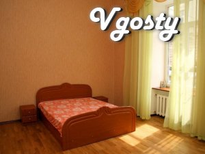 Liberty Avenue , 2- com. , Rent - Apartments for daily rent from owners - Vgosty