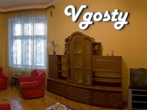 Tall ceilings, center qualitatively - Apartments for daily rent from owners - Vgosty