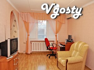 Чиста, затишна і тепла квартира-студія знаходиться на 2м - Квартири подобово без посередників - Vgosty