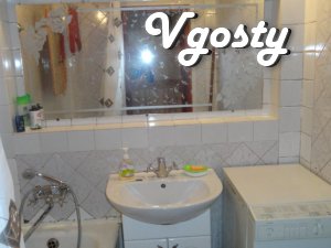 District Luzanovka, Nicholas Road.

HOURLY-50UAH in - Apartments for daily rent from owners - Vgosty