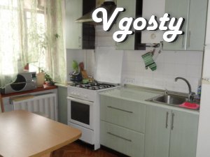 District Luzanovka, Nicholas Road.

HOURLY-50UAH in - Apartments for daily rent from owners - Vgosty