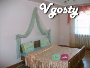 ПОДОБОВА квартира - РІВНЕ - Квартири подобово без посередників - Vgosty