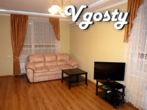 A two-level cottage, consisting of two rooms and two - Apartments for daily rent from owners - Vgosty