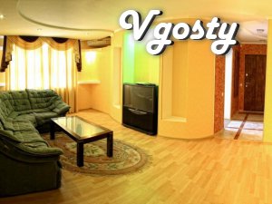 4 komn.premium with jacuzzi near the sea - Apartments for daily rent from owners - Vgosty