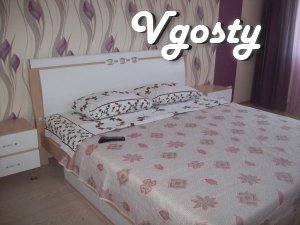 The apartment is on the square of the 50th anniversary of the USSR , t - Apartments for daily rent from owners - Vgosty