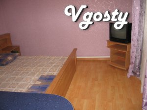 Квартира (р-н ж / д вокзалу, приватний сектор, поряд з - Квартири подобово без посередників - Vgosty