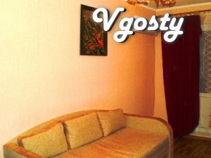 Гарна квартира подобово в Сімферополі - Квартири подобово без посередників - Vgosty
