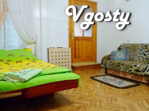 Квартира подобово в самому центрі міста - Квартири подобово без посередників - Vgosty