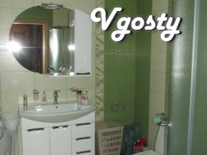 VIP-apartment in elitny house in the center of Truskavets (700 m. To t - Apartments for daily rent from owners - Vgosty