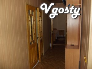 Здаю двокімнатну квартиру біля "ринку" в Трускавці - Квартири подобово без посередників - Vgosty
