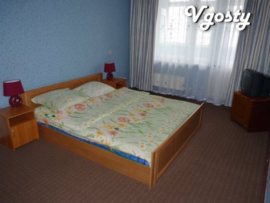 Flat, daily, hourly . Renovation, new furniture, - Apartments for daily rent from owners - Vgosty