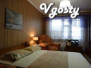Однокімнатна квартира подобово, 4 спальних місця , велика - Квартири подобово без посередників - Vgosty