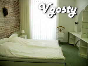 2-х кімн. квартира, центр, Wi Fi - Квартири подобово без посередників - Vgosty