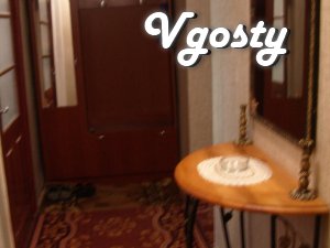 Чиста, затишна квартира з ремонтом - Квартири подобово без посередників - Vgosty