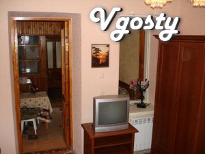 Квартира в центрі Ялти від власника - Квартири подобово без посередників - Vgosty