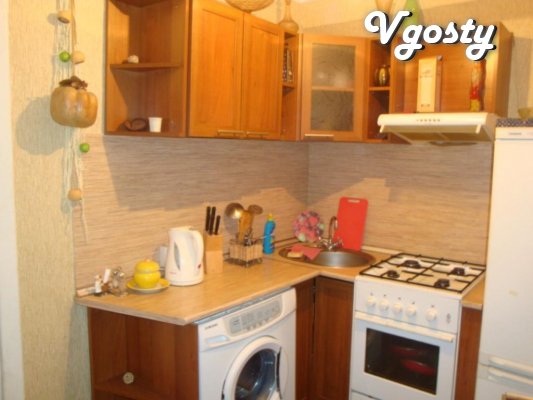 Psutochno, 1 com. metro The left bank 5min - Apartments for daily rent from owners - Vgosty