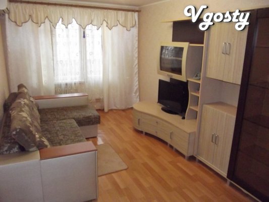 Daily 3 to the square., M 'Student' - Apartments for daily rent from owners - Vgosty