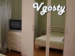 Rent 2 to kv.posutochno Mr. Kharkov Center - Apartments for daily rent from owners - Vgosty