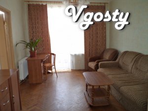 2-х квартира в Центрі, м, Радянська - Квартири подобово без посередників - Vgosty
