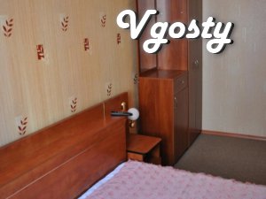 2-х кімнатна, вул. Сумська, 47 - Квартири подобово без посередників - Vgosty