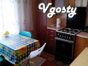 Cozy studio in Zhovtnevyy district of Mariupol - Apartments for daily rent from owners - Vgosty