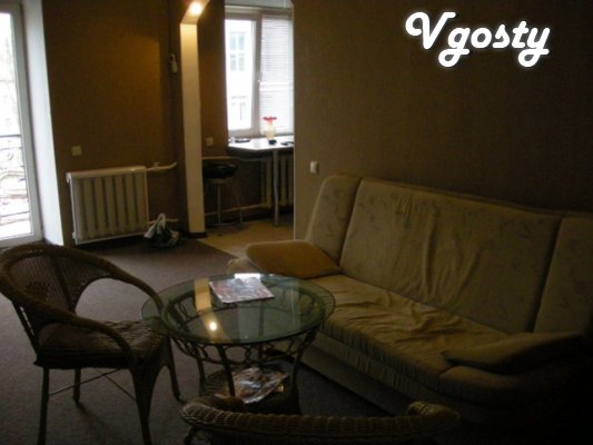 Center ul.Rustaveli, 2-bedroom - Apartments for daily rent from owners - Vgosty