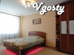 1- кімнатна чиста, затишна квартира після ремонту .... - Квартири подобово без посередників - Vgosty
