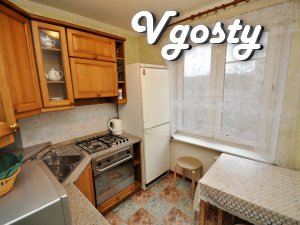 The apartment is close to the apartment is tsentra.Vozle - Apartments for daily rent from owners - Vgosty