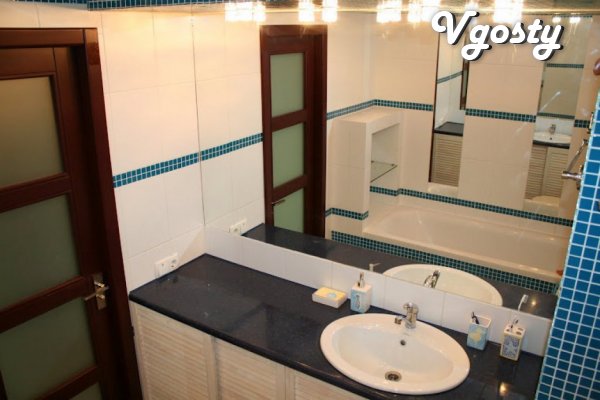 Price (for two):
A sutki300grn
3-7 days 280 UAH
7-14 days - Apartments for daily rent from owners - Vgosty