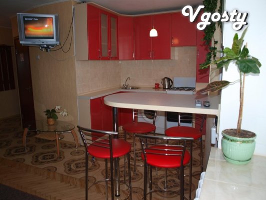 Rent two-bedroom apartment in the center, Valley of Heroes. - Apartments for daily rent from owners - Vgosty