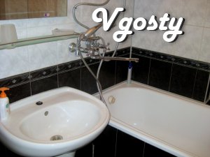 The apartment is located in the center of Kiev on the 4th floor. - Apartments for daily rent from owners - Vgosty