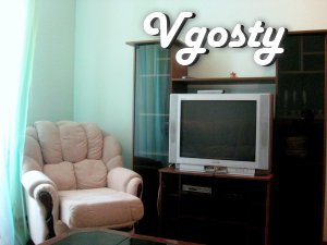 The apartment is located in the center of Kiev on the 4th floor. - Apartments for daily rent from owners - Vgosty