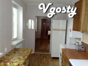 Подобово в Сумах стильна однокімнатна квартира з - Квартири подобово без посередників - Vgosty
