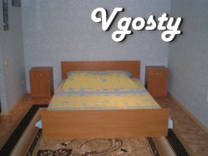 I rent apartments 1-room apartment in the center of Kherson. 3rd Floor - Apartments for daily rent from owners - Vgosty