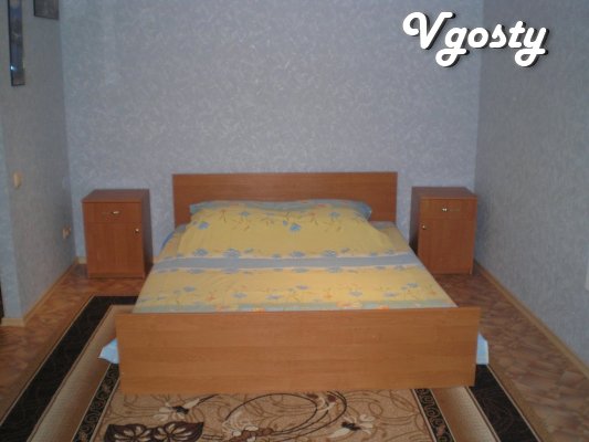 I rent apartments 1-room apartment in the center of Kherson. 3rd Floor - Apartments for daily rent from owners - Vgosty