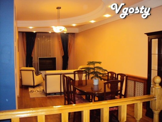 Luxury apartments in the historical center of the city include three - Apartments for daily rent from owners - Vgosty