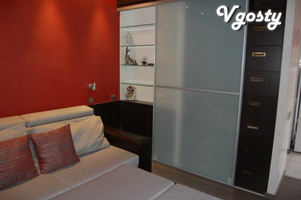 2 minutes from metro Botanical Garden. Repair of luxury. Floors - Apartments for daily rent from owners - Vgosty