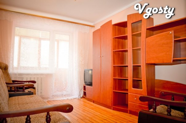 5/6 storey building near the medical school. Apartment - Apartments for daily rent from owners - Vgosty