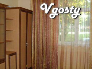 40 square meters, fifth brick, renovation, all economic - Apartments for daily rent from owners - Vgosty