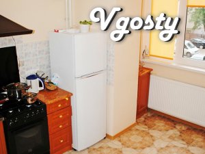 Простора 3- х кімнатна квартира в елітній новобудові для - Квартири подобово без посередників - Vgosty