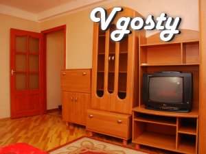 Location: Center, next to the subway Klovskaya.
Number - Apartments for daily rent from owners - Vgosty